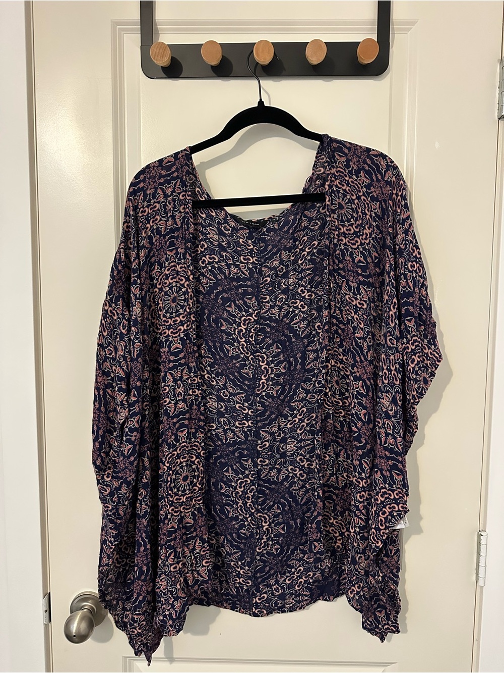 New Look Navy and Pink Floral Paisley Kimono Top